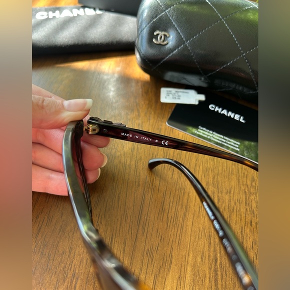 CHANEL Cateye Havana Brown Sunglasses, Authenticity Card, Original Case (5281-Q) - Picture 4 of 16